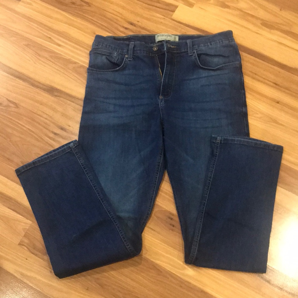 Wrangler slim straight jeans.